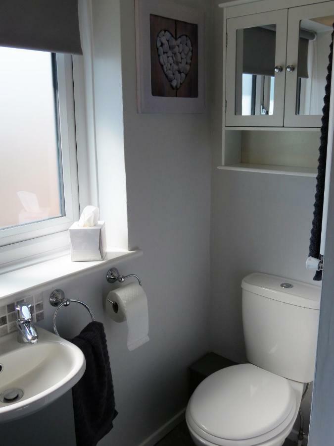 No1 Guest House สแตมฟอร์ด ภายนอก รูปภาพ